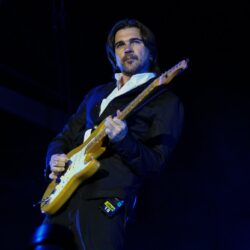 Juanes Un Show Nada Cotidiano en el Auditorio