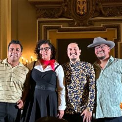 La Santa Cecilia: Tradición y bohemia rumbo a su gran presentación en el Teatro Metropólitan