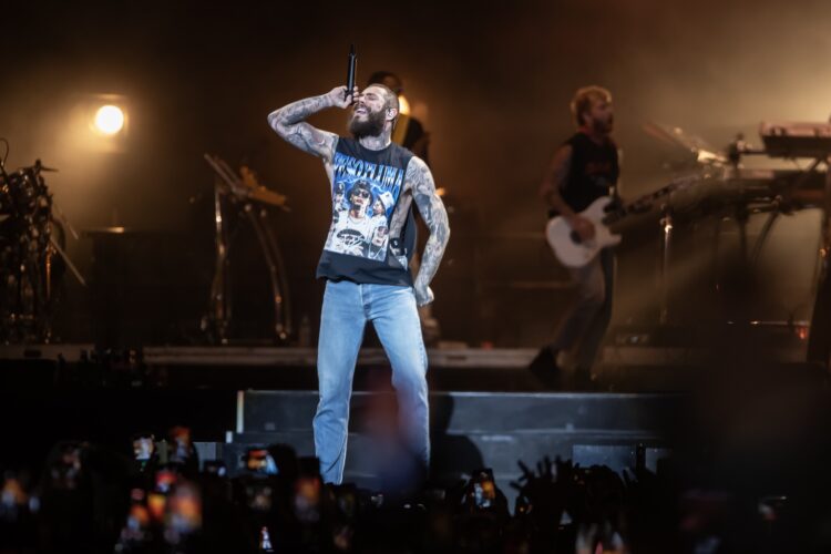 Post Malone deja el Corazón en el foro sol juntos a sus más leales fans.